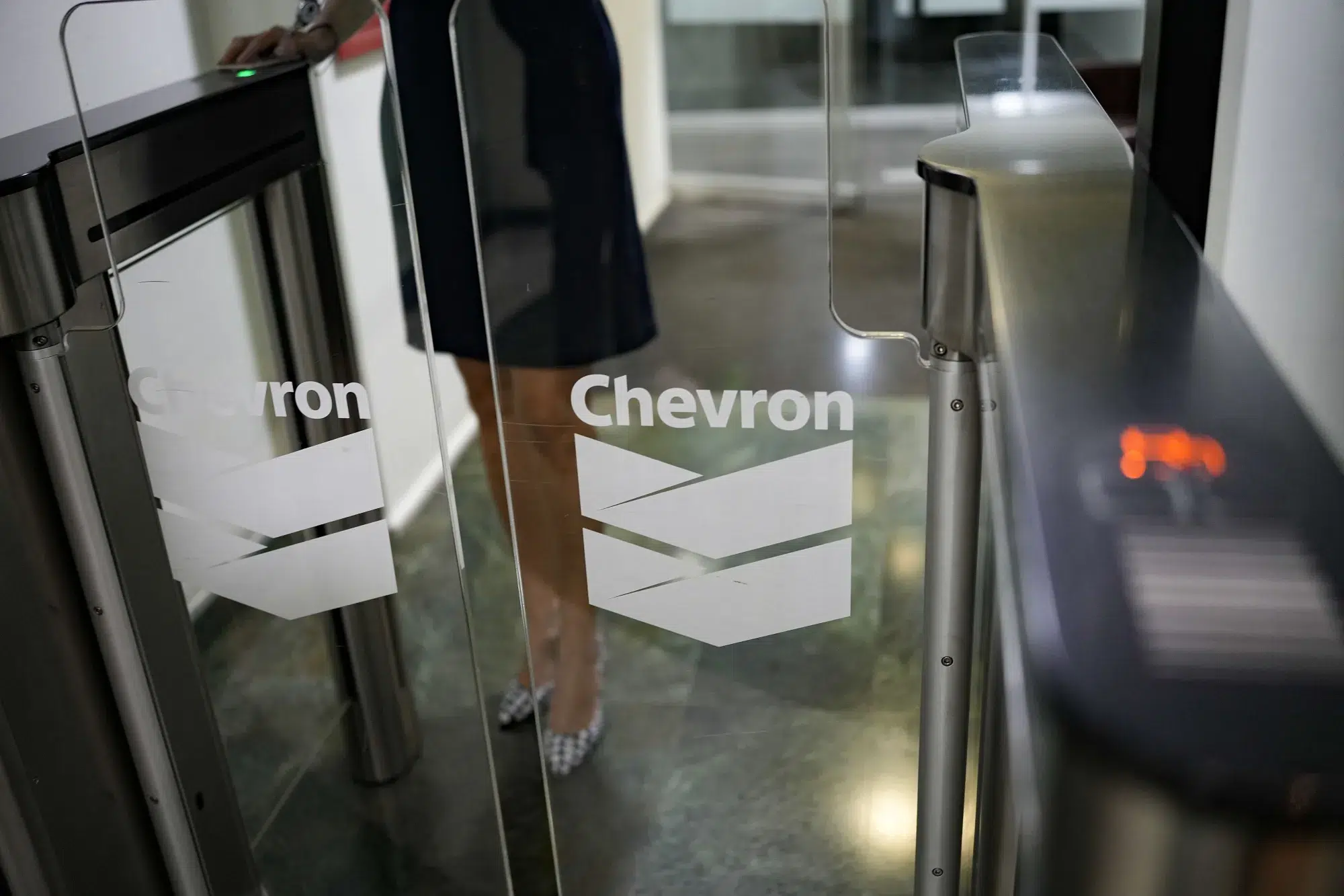 Bloomberg: EEUU extiende licencia de Chevron en Venezuela por 60 días