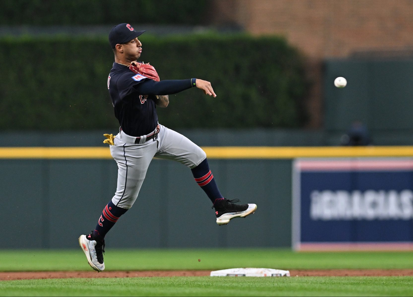 Brayan Rocchio es bajado a Ligas Menores por los Guardianes de Cleveland