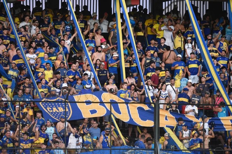 Argentina envía a Estados Unidos una lista de 15.000 argentinos vetados para el Mundial de Clubes