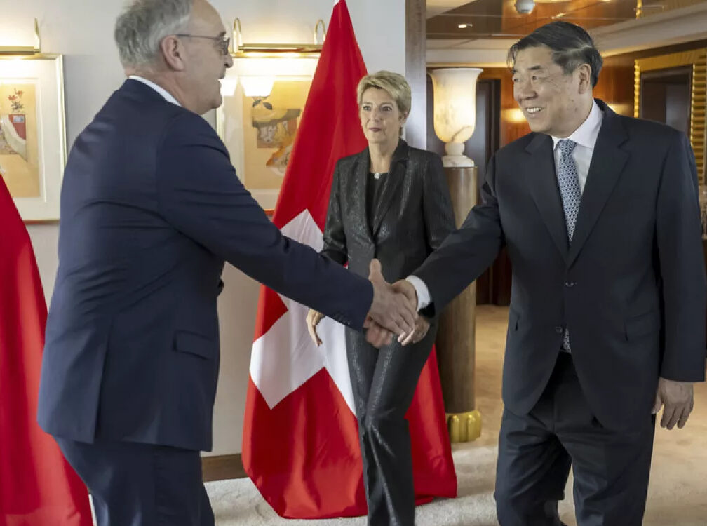 China y EEUU se reúnen en Suiza para negociar la desescalada de la guerra comercial