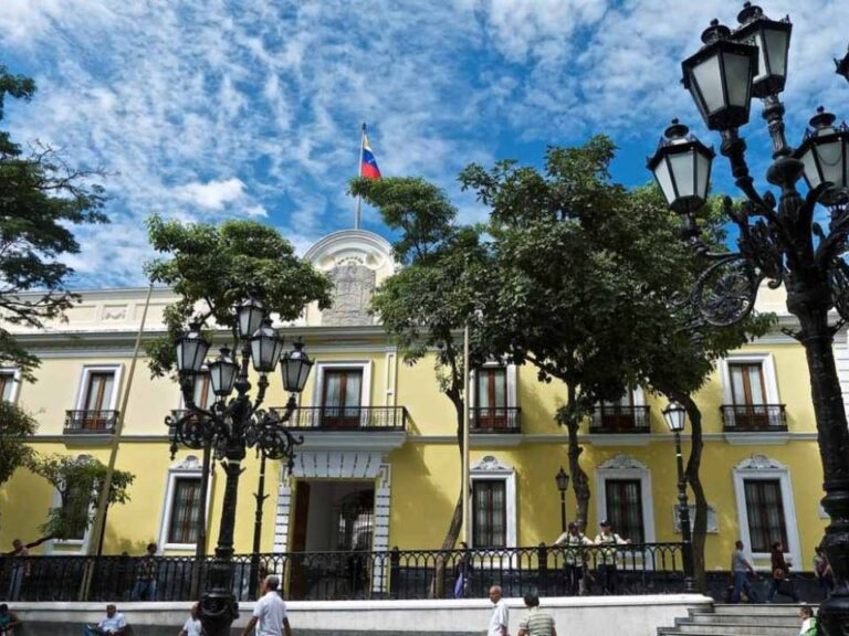 Gobierno denuncia nueva operación de 