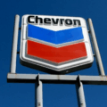 Chevron y empresas europeas presionan a EEUU para mantener participaciones en compañías venezolanas, según Reuters