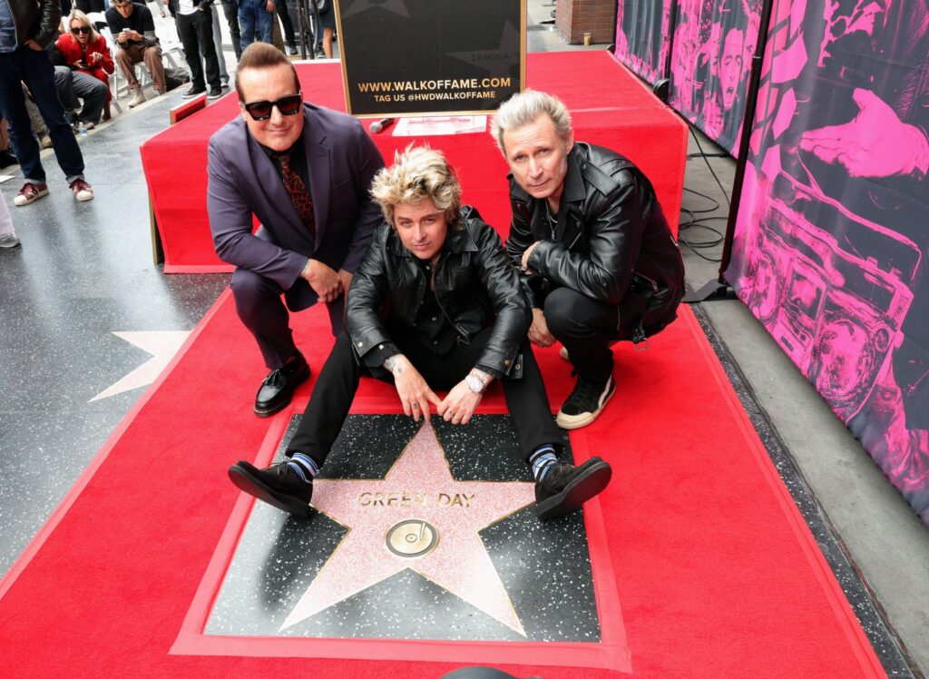 Green Day recibió su estrella en el Paseo de la Fama de Hollywood