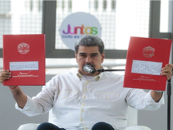 Nicolás Maduro aprobó dos decretos: La Corporación Nacional 