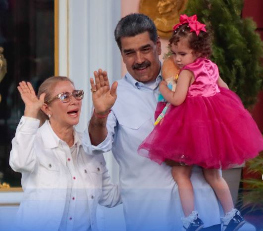 Maduro y Cilia Flores sostuvieron otro encuentro con la niña Maikelys y su madre: Plantearon debate en la AN para crear un Código de la Familia