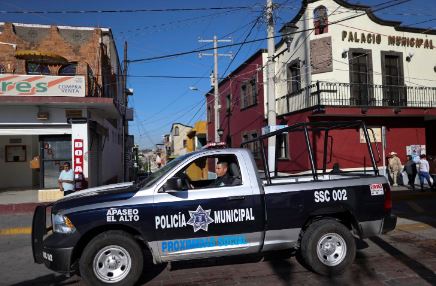 Asesinaron a tiros una candidata a alcalde en México en plena caravana
