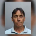 Preso profesor de una secundaria en Miami, acusado de mantener relaciones sexuales con una estudiante