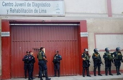 Seis reclusos venezolanos se fugaron de un reformatorio en Perú: Hay policías detenidos