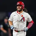 Eugenio Suárez llega a los 15 tablazos en la temporada