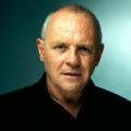 Anthony Hopkins vuelve a bailar para sus fans en redes sociales y es viral