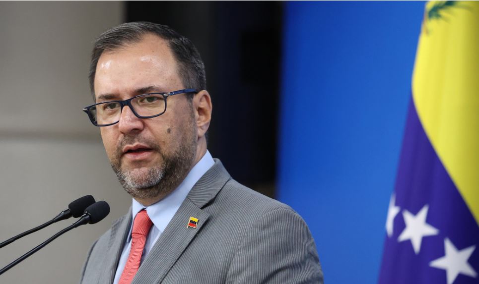 Venezuela emite alerta de viaje a EEUU: Canciller Gil lo informó a través de las redes sociales