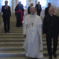 León XIV reabrió la residencia papal del Palacio Apostólico: Le acompañó el arzobispo zuliano Edgar Parra Peña