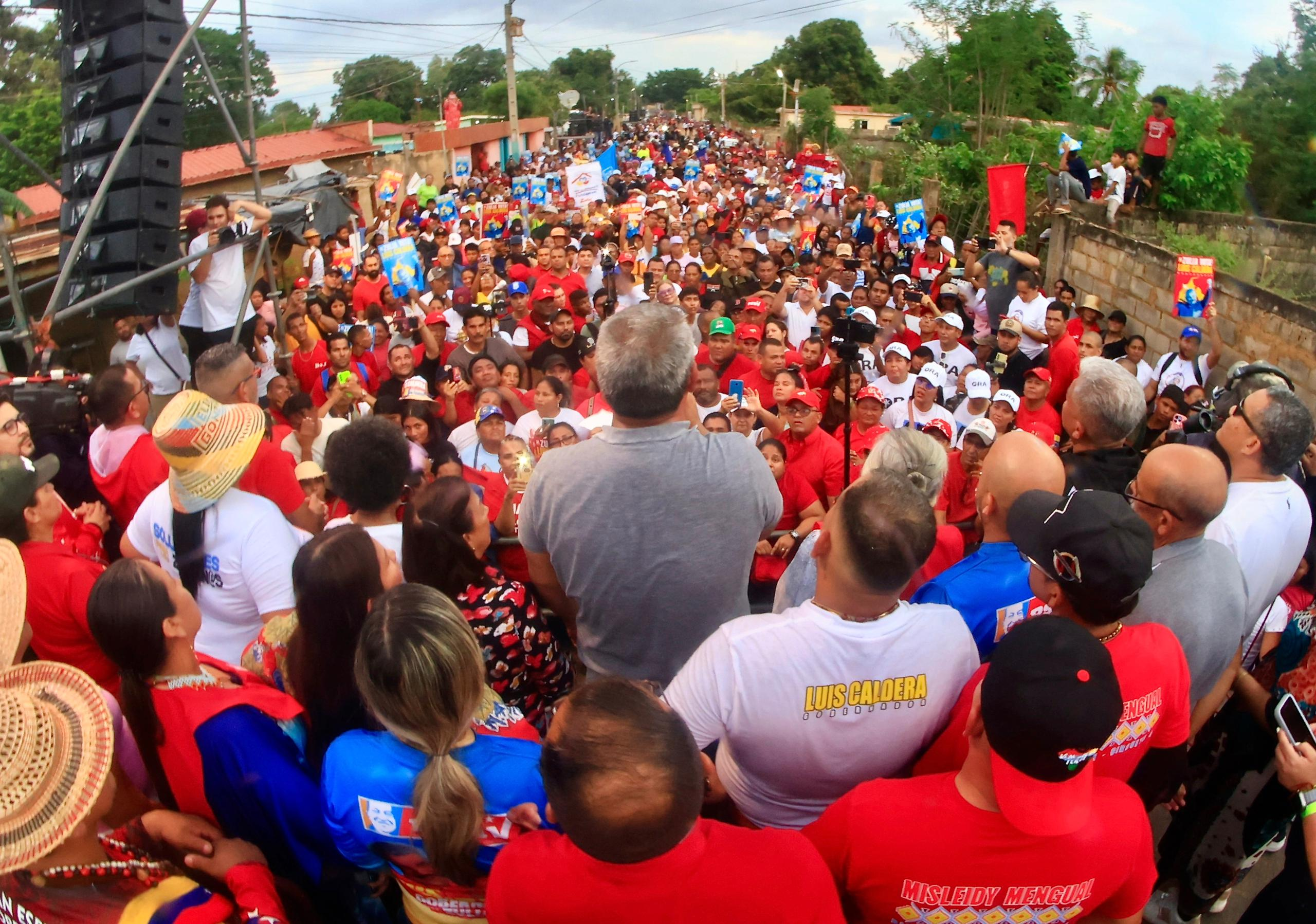 Habitantes de la parroquia Idelfonso Vásquez respaldan al candidato Luis Caldera