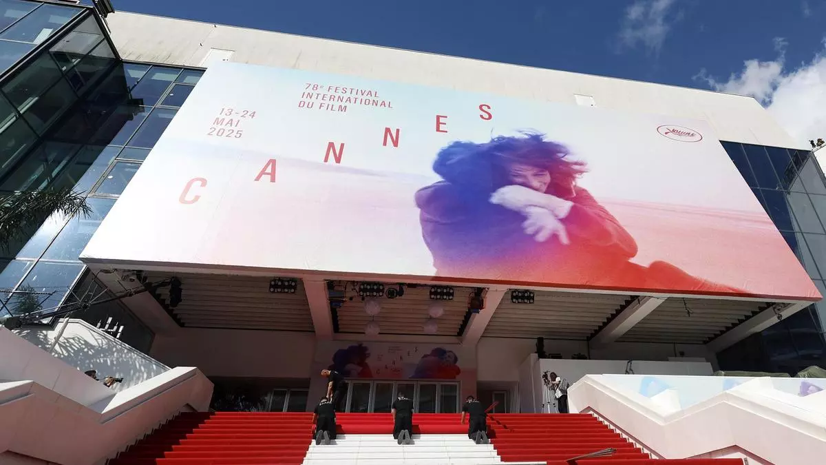 Vuelve paulatinamente la electricidad a Cannes tras cinco horas de apagón en el cierre del Festival