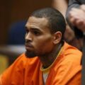 Rapero Chris Brown fue detenido en Inglaterra por golpear a un hombre con una botella