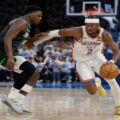Thunder arrolla a Wolves en el inicio de las finales del Oeste