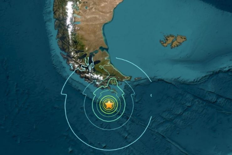 Alerta de tsunami tras registrarse un terremoto de magnitud 7,5 cerca de Chile y Argentina