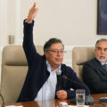 Petro dice que se siente traicionado por su gabinete de ministros
