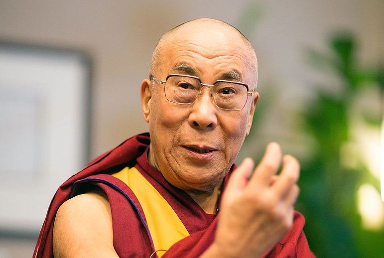 El dalái lama da una señal clave sobre su sucesión: El líder espiritual está en vísperas de su cumpleaños número 90