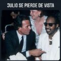 Los memes de Julio Iglesias con graciosos mensajes inundan las redes sociales ante la llegada del mes de julio
