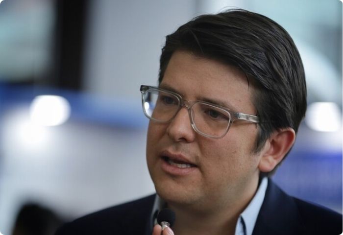 Miguel Uribe será sometido a nueva cirugía tras veinte días de su atentado en Bogotá