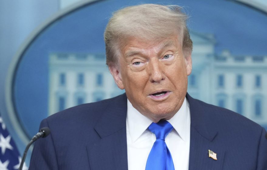 Trump dice que enviará más armas a Ucrania