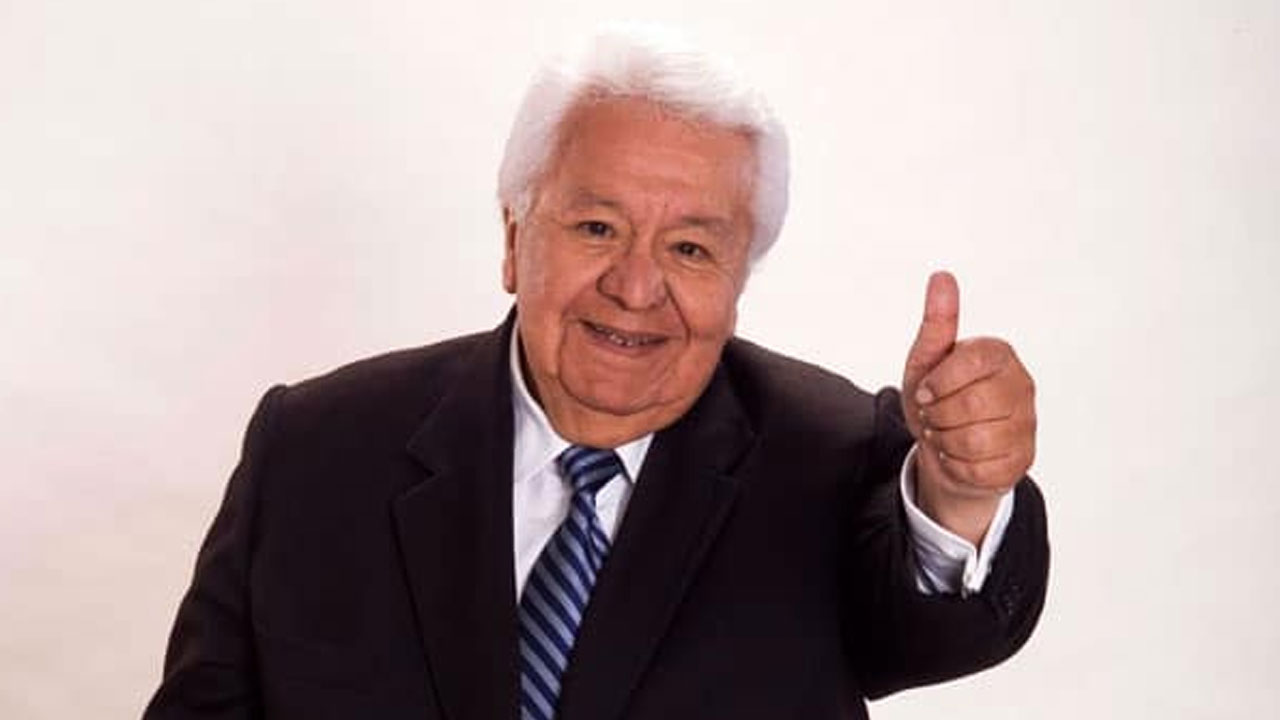 Fallece el periodista Miguel Humberto Aguirre, la voz amable de la época más dura en Perú