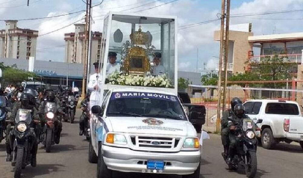 La Chinita bendice Maracaibo y municipios cercanos a bordo del 