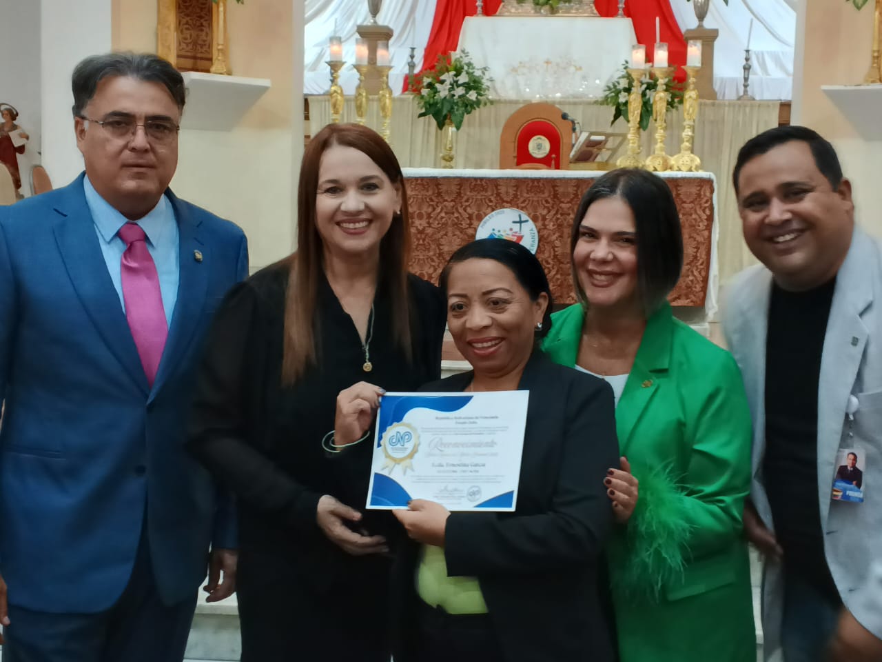 CNP-Zulia reconoció labor periodística de nuestra compañera Ernestina García