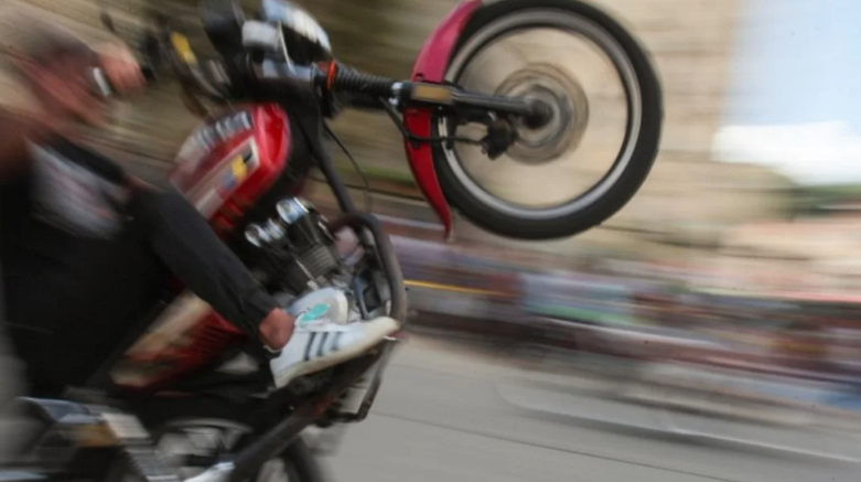 Arrestaron a motopiruetas de 60 años en La Guaira