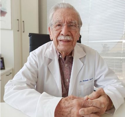 Realizan las exequias del Dr. Rolando Haack Belloso en la Funeraria del Zulia: Este martes 1-Jul habrá una misa