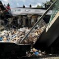 Siete muertos y 70 heridos tras explotar dos puentes en Rusia: tras el atentado uno de ellos se desplomó sobre un tren de pasajeros