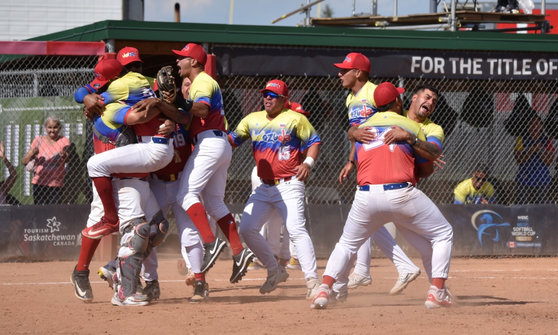 Zulianos campeones mundiales de softbol llegan a su tierra natal