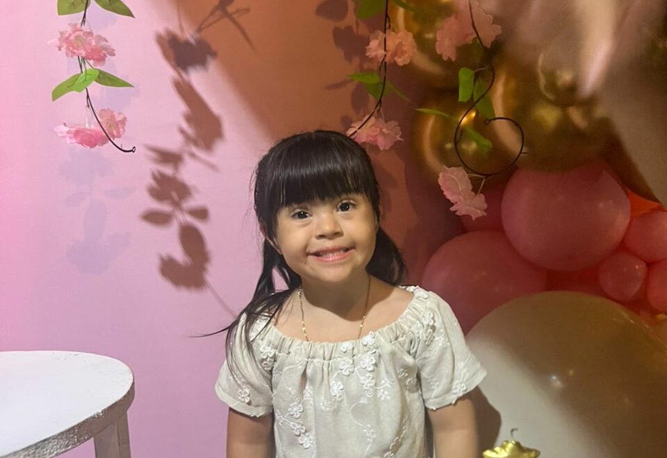 Servicio público: ¡La pequeña Salmah requiere de nuestra ayuda!