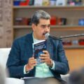 Presidente Maduro ordena que inicie una misión para la revolución del libro en Venezuela