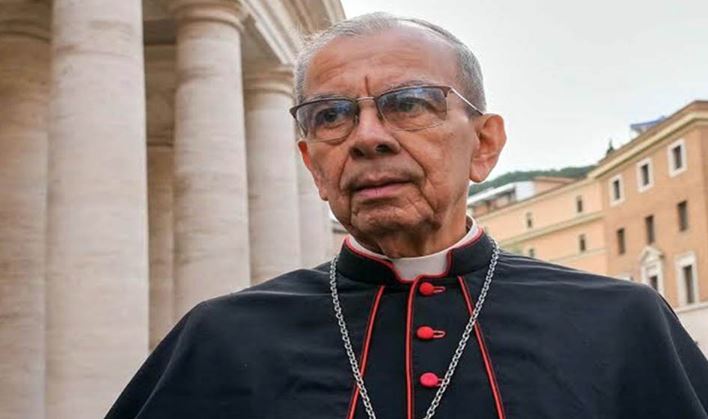 Cardenal salvadoreño exige información de migrantes venezolanos presos