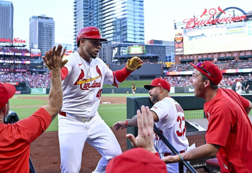 Willson Contreras se luce en victoria de Cardenales sobre Padres