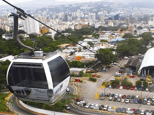 Sistema Teleférico prestará servicio gratuito para los niños este domingo