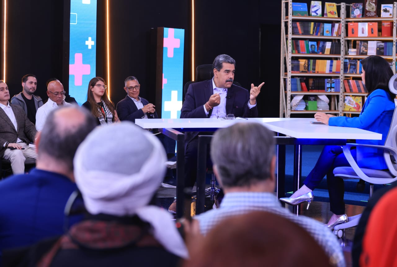 Presidente Maduro: Venezuela abre camino hacia un mundo libre de hegemonías e imperios