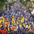 Gustavo Fernández cerró su campaña política con un multitudinario acto desde la Urb. La Popular en San Francisco