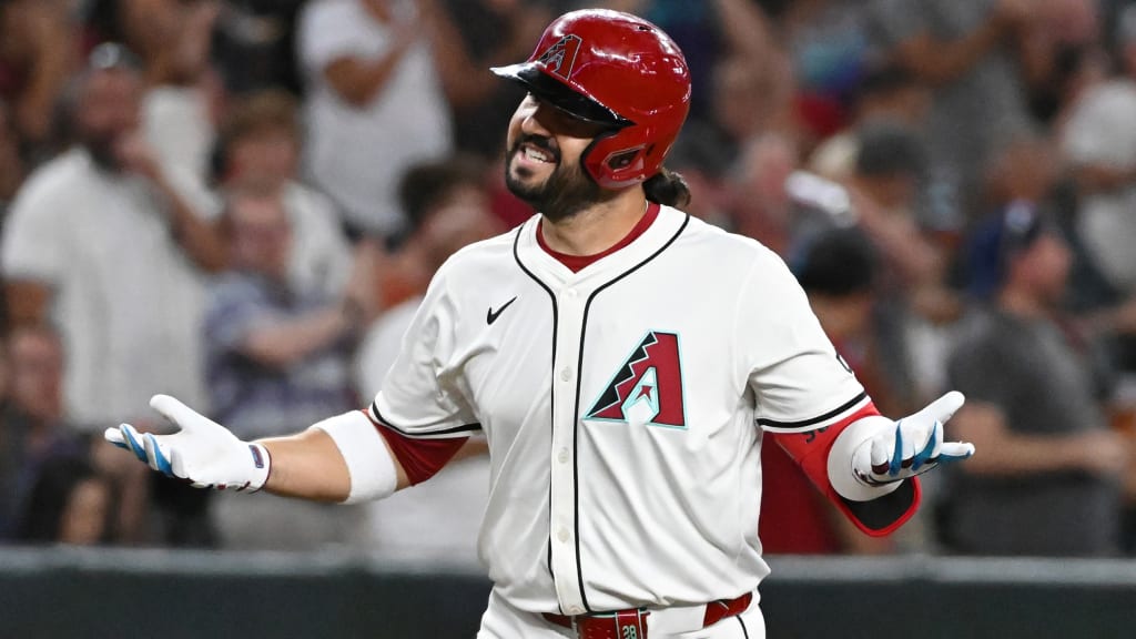 Eugenio Suárez lidera en la Nacional con seis juegos multi-jonrones