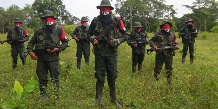 ELN inicia paro armado mientras Petro declara roto el proceso de paz