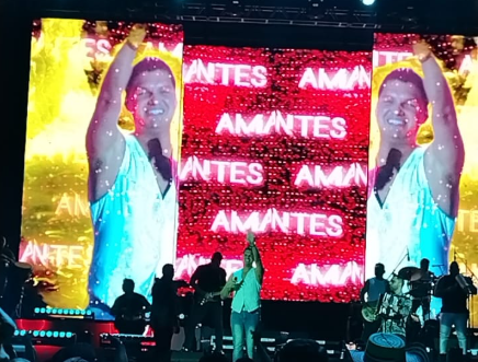 Hasta las 10:00 de la mañana El Palacio de Eventos retumbó con el Amanecer Vallenato