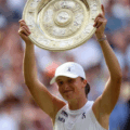 Iga Swiatek arrasa para coronarse campeona de Wimbledon