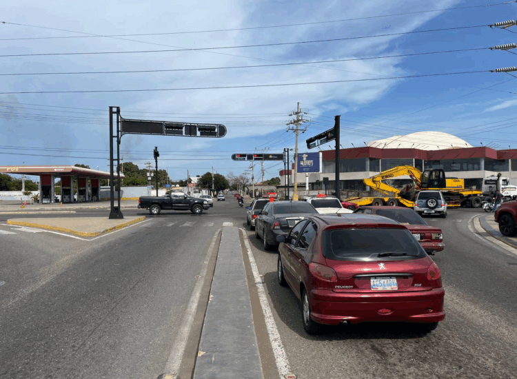 San Francisco mejora la circulación y seguridad vial en el cruce de la avenida 48 con calle 171