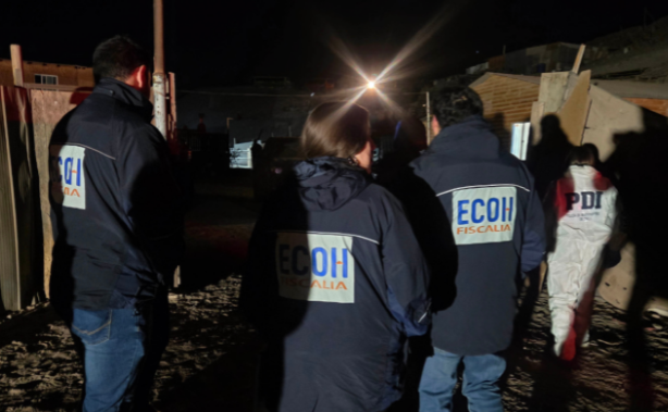 Riña entre chilenos y venezolanos dejó dos personas fallecidas y una casa incendiada en Chile