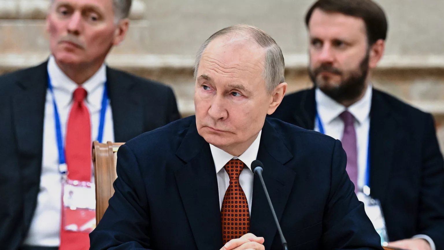 Putin valora positivamente negociaciones de paz con Ucrania: Aunque todavía no responde al ultimátum de Trump