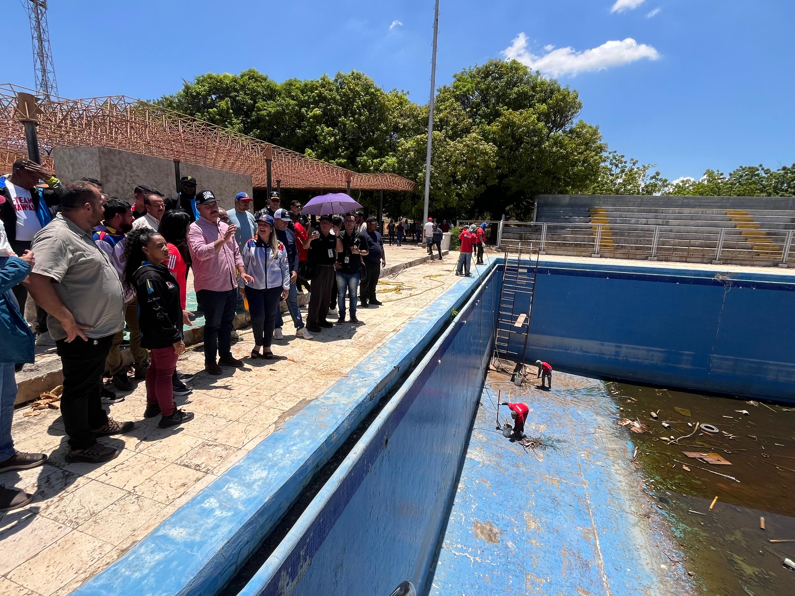 Gobernador Luis Caldera: 