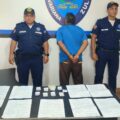 Capturado impostor que simulaba ser un efectivo militar para extorsionar a comerciantes en Las Pulgas: Repartía panfletos con su 
