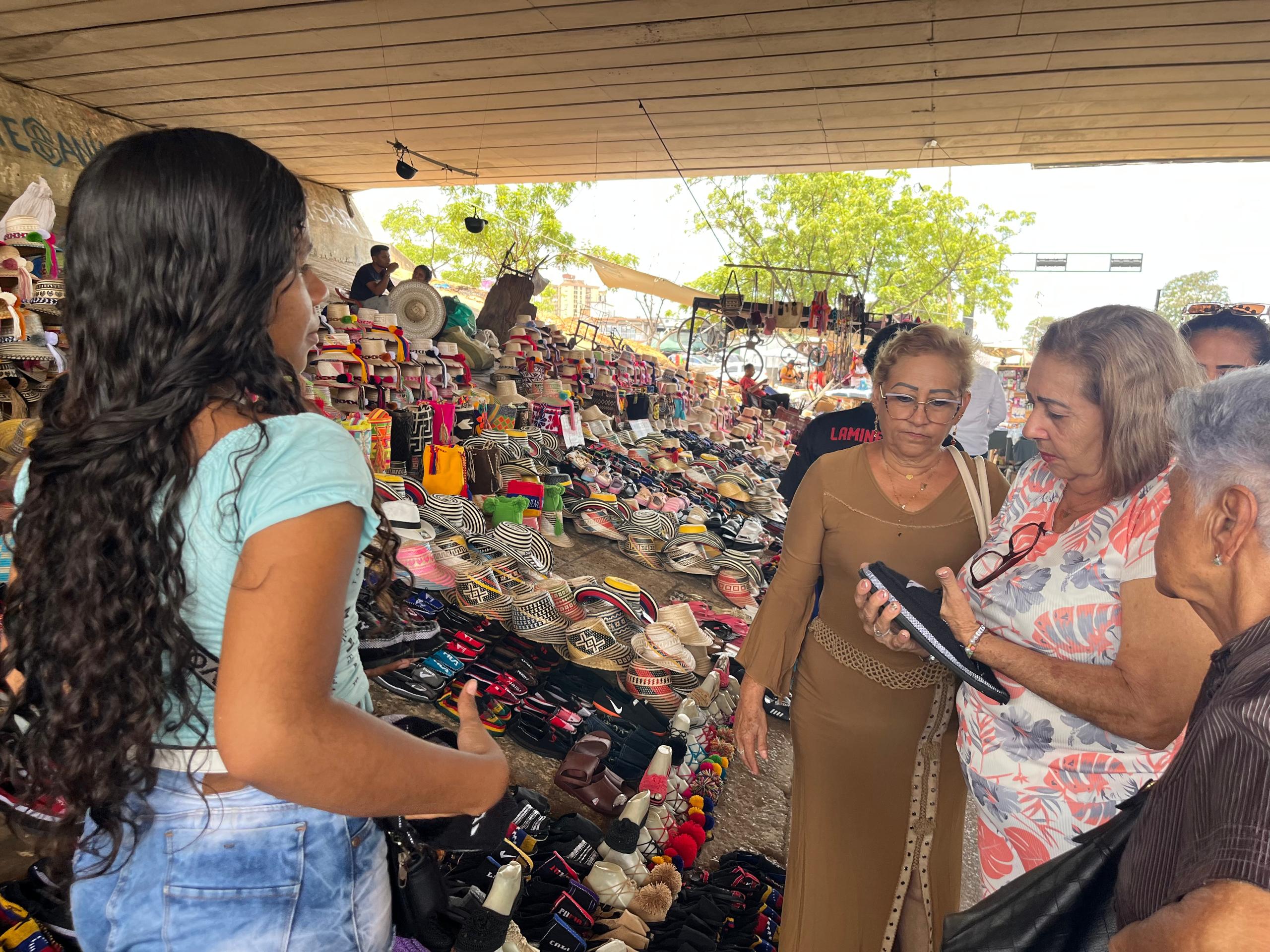 La artesanía wayúu no pasa de moda y en el centro de Maracaibo están los mejores artículos